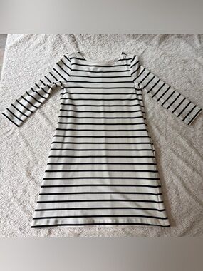 a new day Black & White Striped Long Sleeve Shift Dress